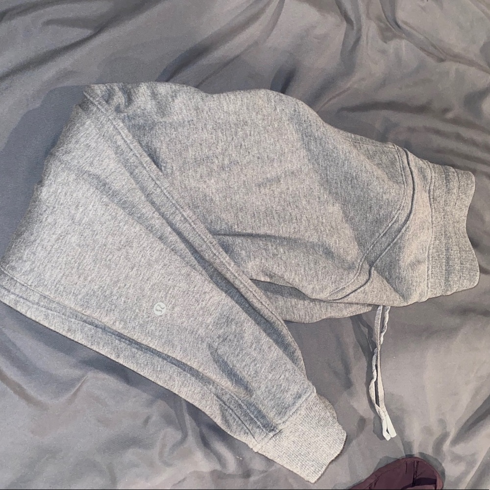 lululemon gray joggers size 6